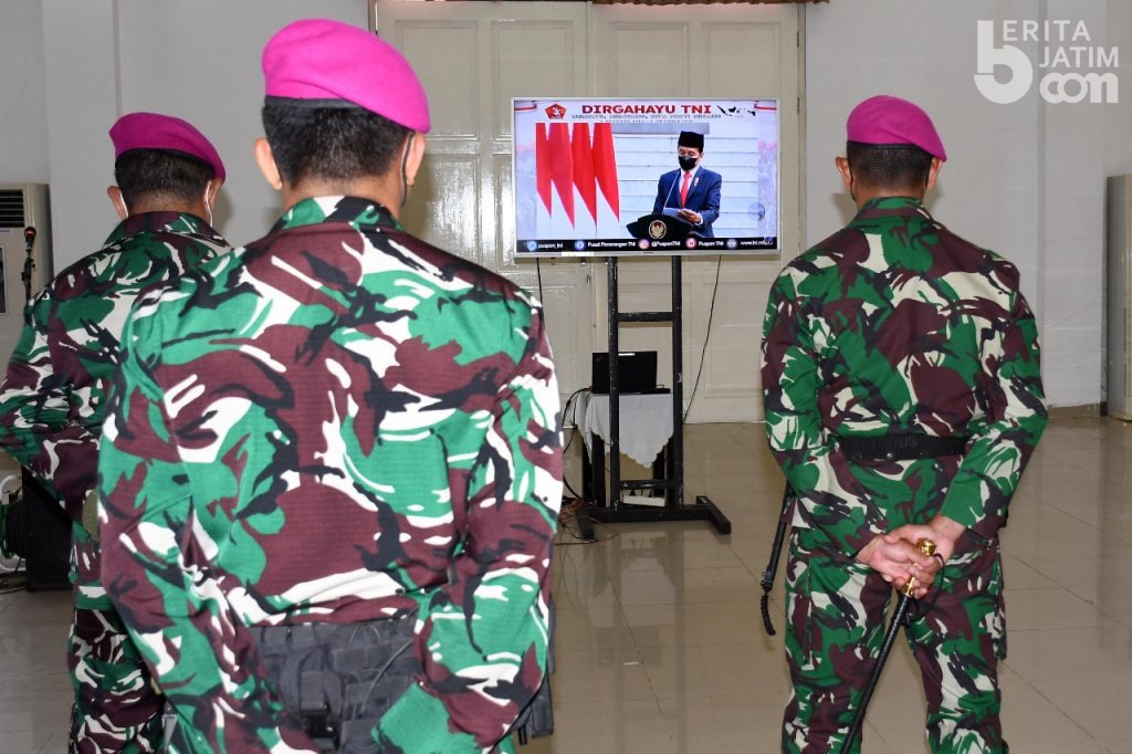 Danpasmar 2 Ikuti Upacara Peringatan HUT Ke 76 TNI