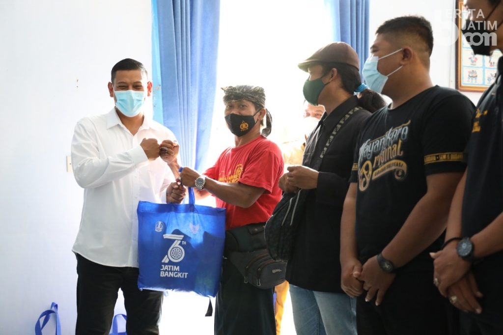 Dekopinda Kota Kediri Salurkan Bantuan 106 Juta Rupiah ke 340 UKM