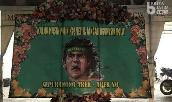 Dapat Kiriman Bunga Misterius, Bos Arema Anggap Inilah Drama Sepak Bola