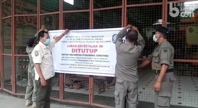 Rumah Makan Sagu di Mojokerto Disegel Satpol PP