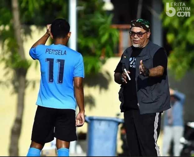 Jelang Persela Lamongan Vs Persik, Iwan Sebut Striker Kediri Ini Sangat Bahaya