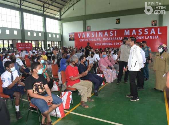 Presiden Jokowi Apresiasi Antusiasme Masyarakat Papua Barat Ikuti Vaksinasi Covid-19