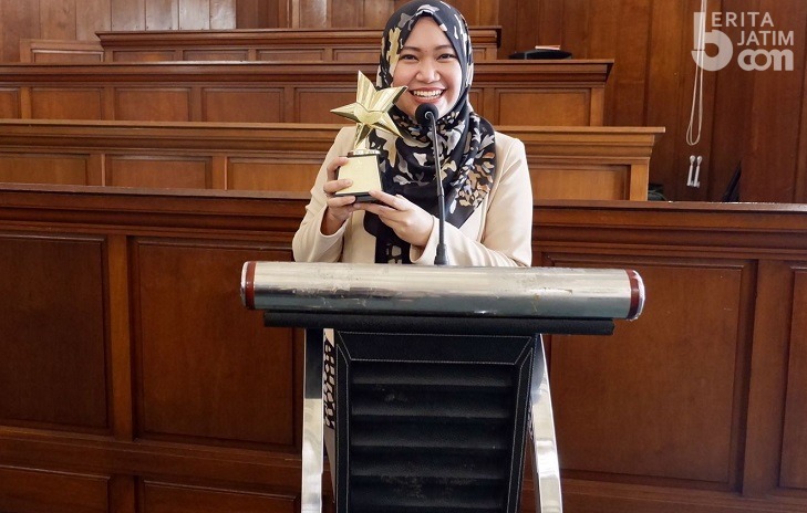 Dosen dan Mahasiswa Unair Raih Juara 3 Penulisan Buku Covid-19