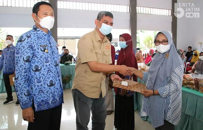 PWI Lamongan Gelar Baksos Sosialisasi Pengurusan SPP-IRT