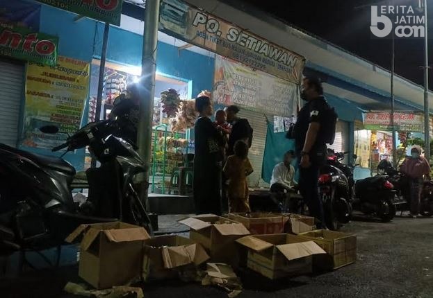 Ratusan Botol Miras Disita dari Area Terminal Sampang
