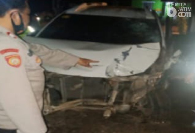 Mobil Disopiri Polisi Tabrak Motor di Tuban, 2 Orang Meninggal