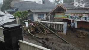 Banjir Bandang Melanda Kota Batu