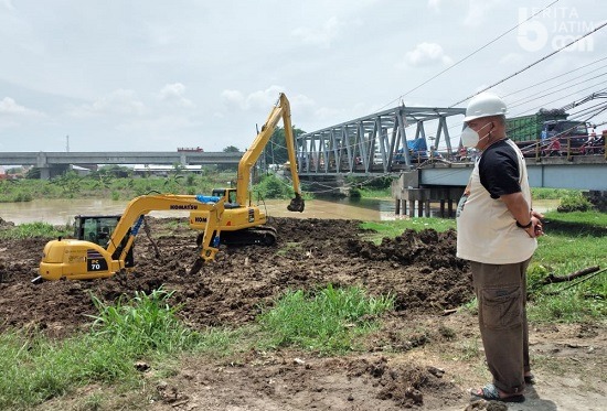Luapan Banjir Kali Lamong Mulai Bergeser ke Cerme Gresik