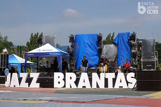 Bawakan Lagu Daerah Bernuansa Jazz, Cendana Singer Ramaikan Jazz Brantas 2021