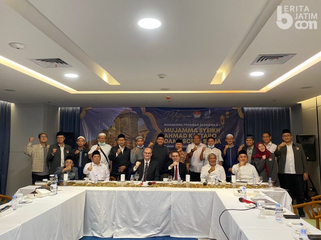 Al Syami Berangkatkan 31 Mahasiswa Indonesia ke Suriah