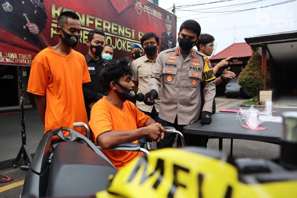 Sejoli Berpacaran Ditelanjangi lalu Dipaksa Berhubungan Badan