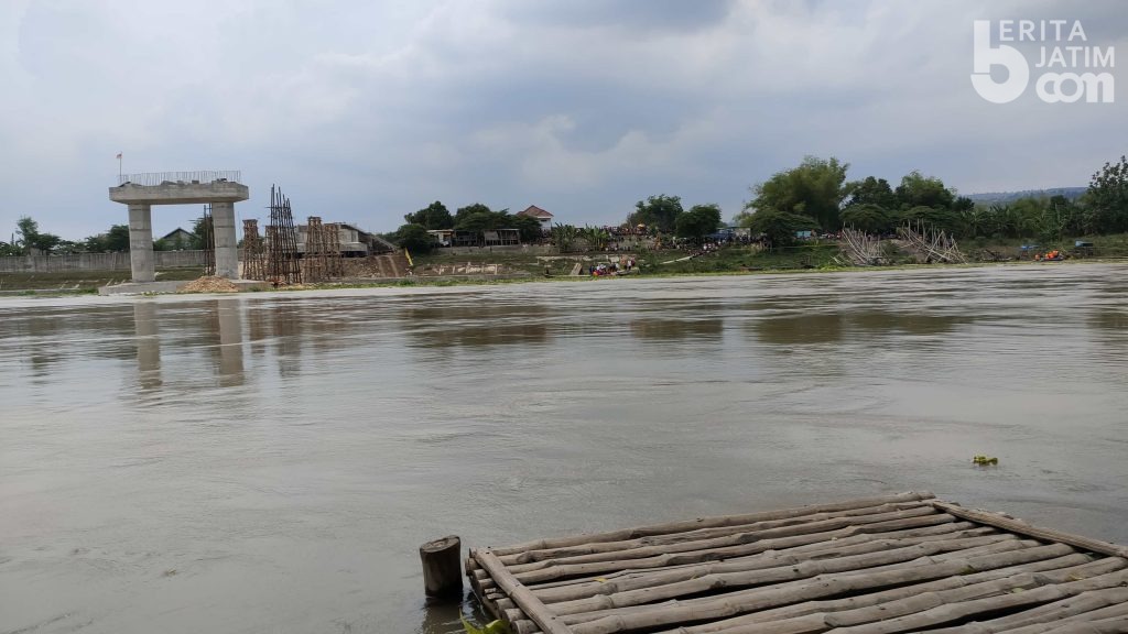 Tiga Balita Selamat dalam Kecelakaan Penambangan Perahu