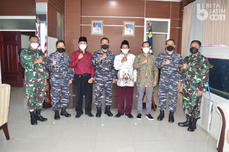 Pondok Pesantren Ngalah Pasuruan-Koarmada Vaksinasi Tahap II 30 Ribu Dosis