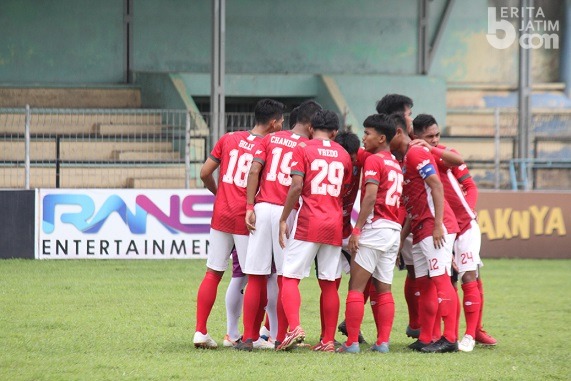 Kiper PSIL Lumajang Sesumbar Tekuk Persid Jember 5-0