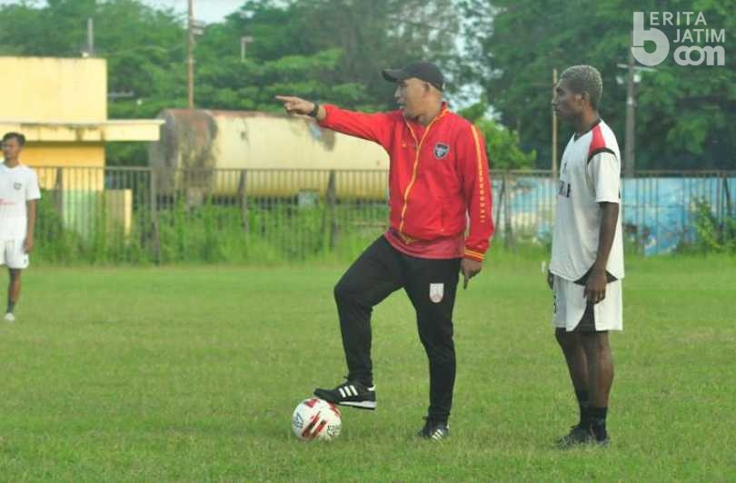 Persiapan Hadapi Babak 32 Besar, Pelatih Madura FC Fokus Perkuat Fisik dan Finishing Bola