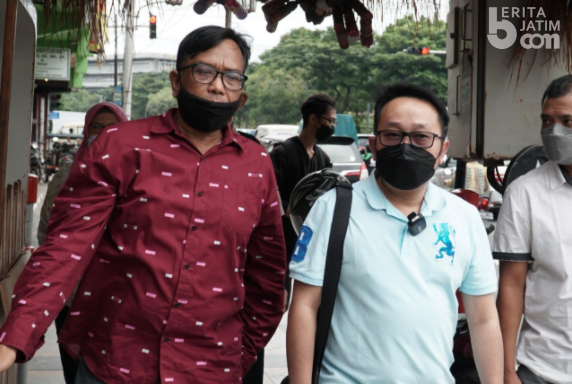 Dewan PSI Ajak Naik Suroboyo Bus untuk Mencegah Krisis Iklim