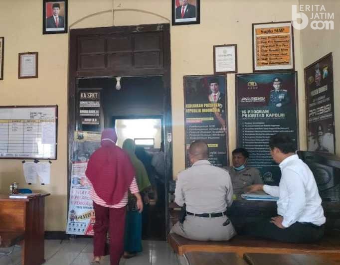 Puluhan Emak-emak Korban Dugaan Pemotongan Bansos PKH di Probolinggo Diperiksa Polisi
