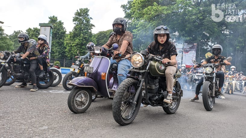 Dewata Rockers MG – LensA Community Jember Hidupkan Batik Ride