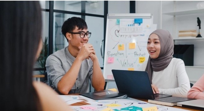 6 Tipe Pekerja Kantoran Saat Momen Gajian, Mana Yang Paling “Kamu” Banget?