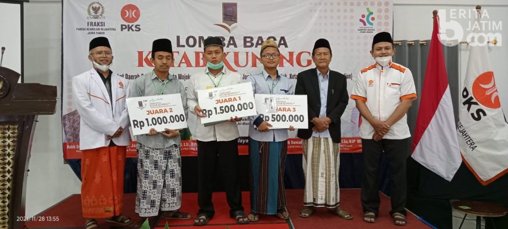 PKS Jombang Tuan Rumah Lomba Baca Kitab Kuning