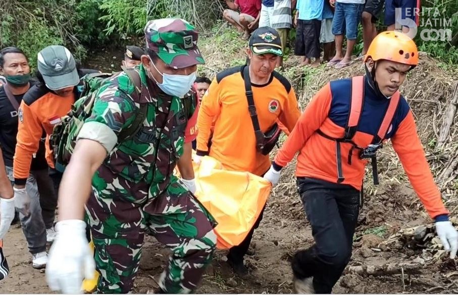 Jembatan Ambrol Ponorogo, 2 Jenazah Berhasil Dievakuasi
