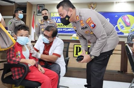 Atasi Pandemi Covid, Polres Pelabuhan Tanjung Perak Gelar Vaksinasi Anak