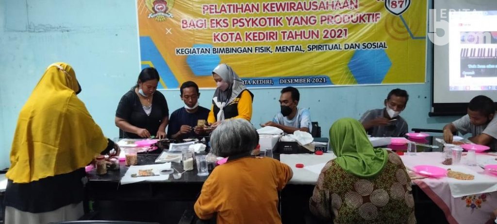 Dinsos Kota Kediri Bekali Ex-ODGJ dengan Pelatihan Ketrampilan