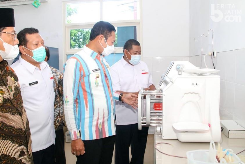 Tingkatkan Kualitas, PMI Lamongan Kenalkan 4 Mesin Baru