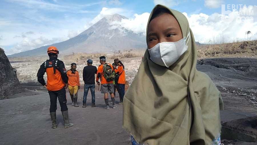 Belum Ditemukan, Ayah Alfianah Seorang Supir Truk Pasir Semeru