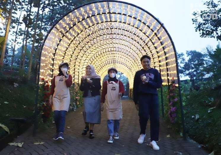 Cafe Alas Gelato Trawas Mojokerto, Destinasi Baru Perpaduan Italia-Jepang