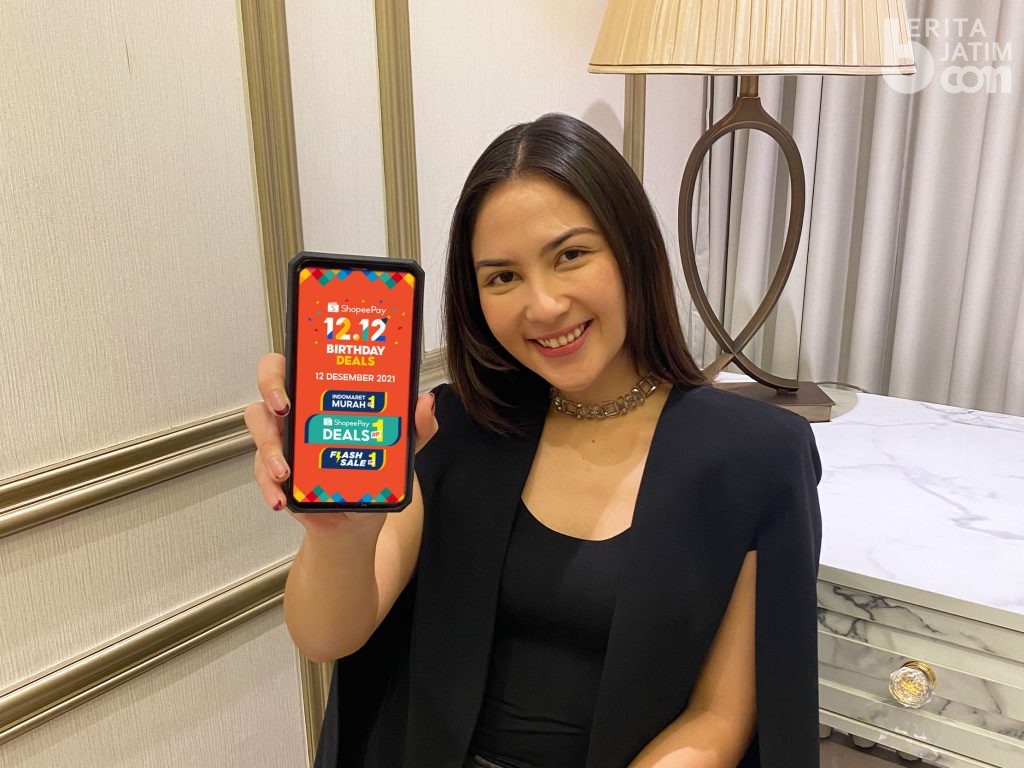 Jessica Mila Beberkan Empat Trik Hemat Perayaan Akhir Tahun dengan Penawaran Terbaik ShopeePay