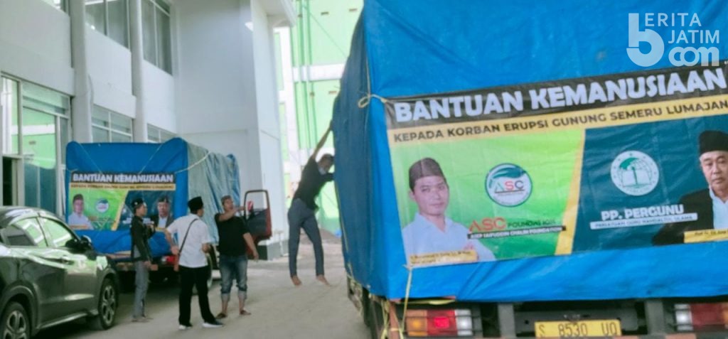 Wabup Mojokerto Berangkatkan Bantuan ke Korban Erupsi Gunung Semeru