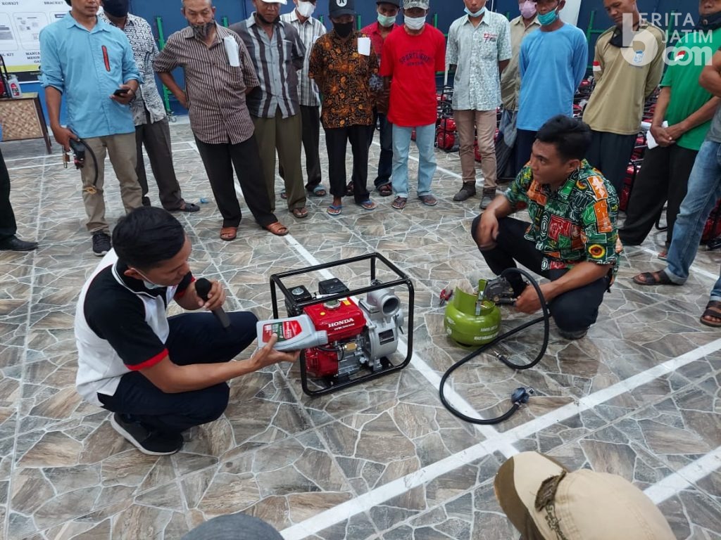 Dukung Program Konversi LPG, Dirjen Migas Dan Pertamina Berikan 100 Paket Konversi LPG ke Petani Gresik