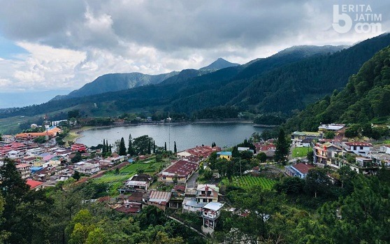 Berkunjung ke Telaga Sarangan, Siap-Siap Disuntik Vaksin