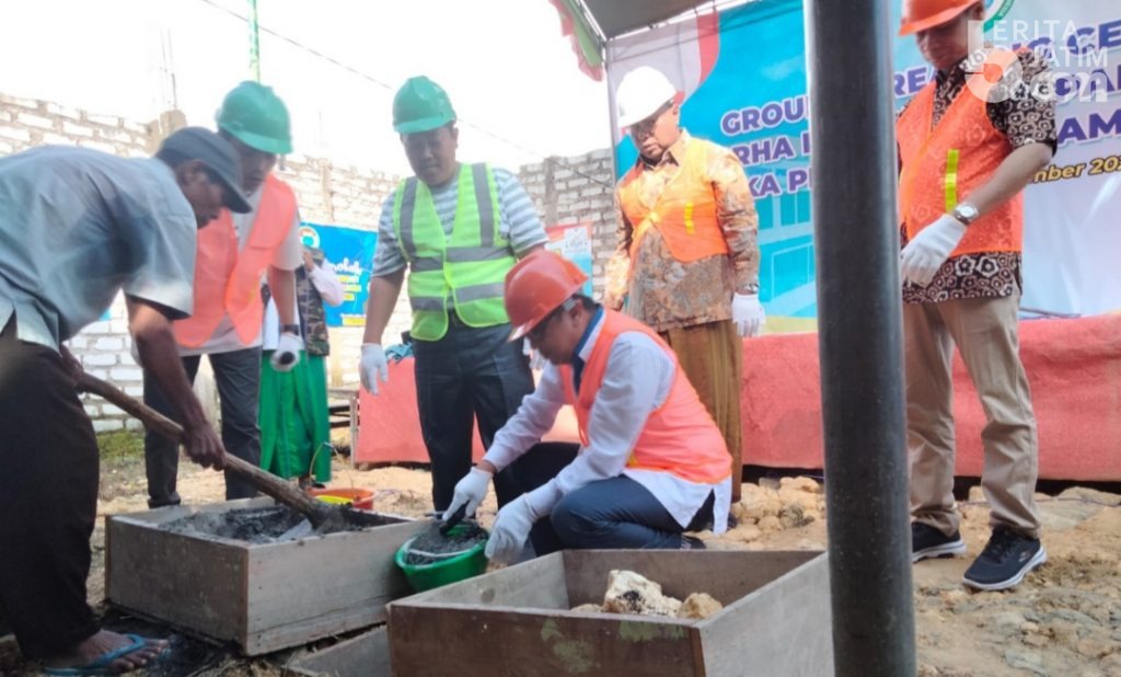 Atiqullah Komitmen Selesaikan Pembangunan Lantai Dasar Graha Pergerakan