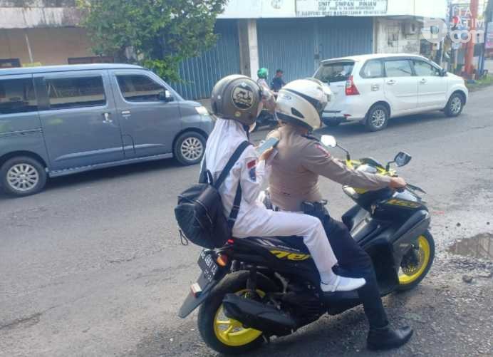 Tekan Kecelakaan Pelajar, Polantas Ponorogo Antar Sekolah Anak Dibawah Umur