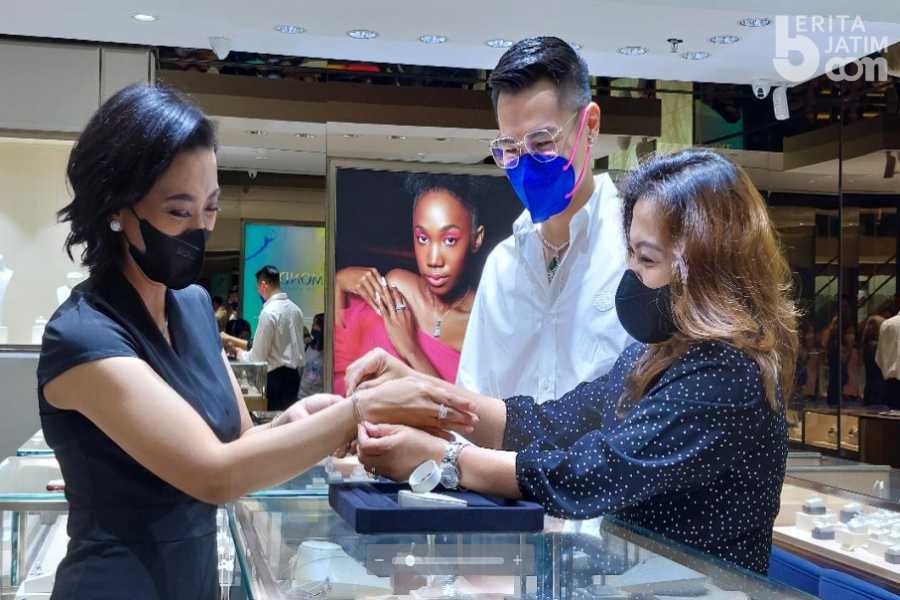 Investasi Perhiasan Berlian Meningkat, Mondial Tambah Gerai di Surabaya