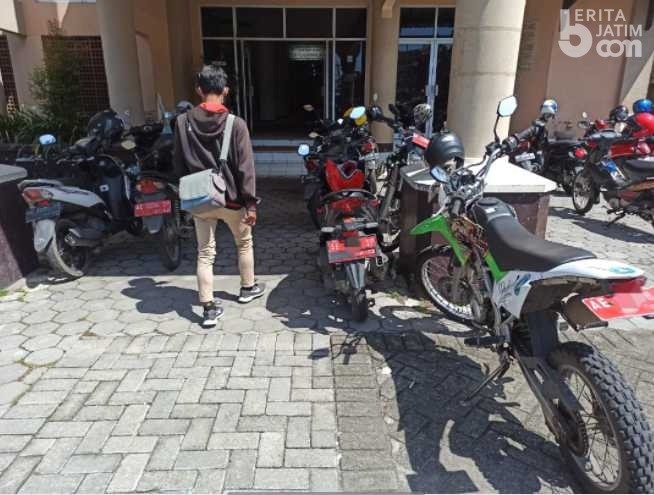 Ratusan Kendaraan Plat Merah di Ponorogo Nunggak Pajak