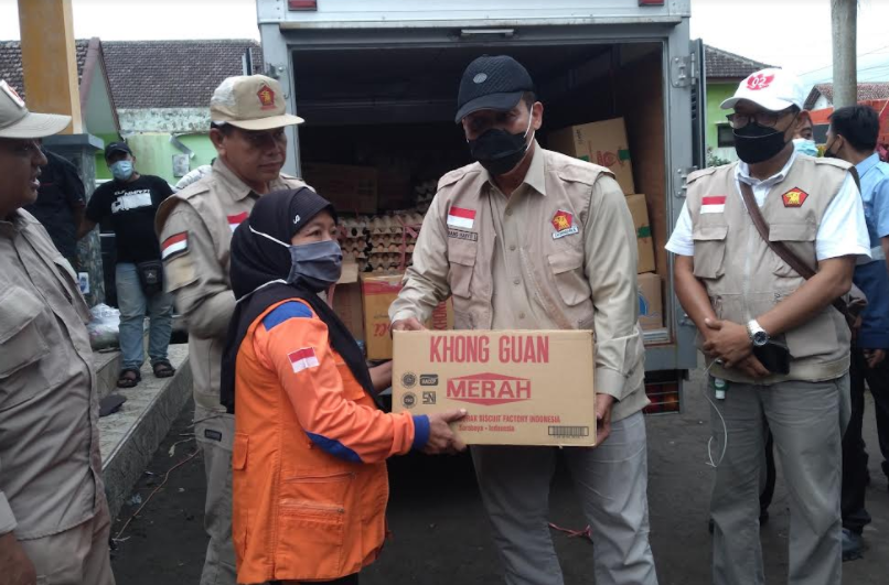 Salurkan Bantuan, BHS Dorong Status Erupsi Gunung Semeru Sebagai Bencana Nasional