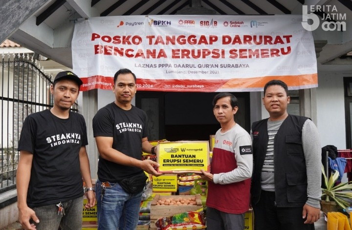 Waroeng Steak & Shake Salurkan Bantuan untuk Korban Erupsi Semeru Melalui Waroeng Peduli