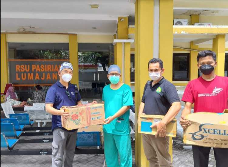 Tim Gabungan Peduli Bencana Alam FK UNAIR Terjun Bantu Korban Erupsi Semeru
