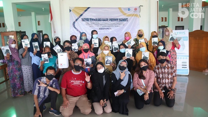 Tetap Jaga Pola New Normal, ITS Salurkan Masker Antiviral dan Air Purifier