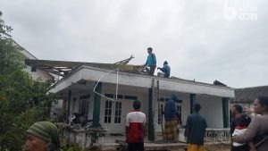 Puting Beliung Terjang Pantura Sampang, Dua Rumah Rusak Parah