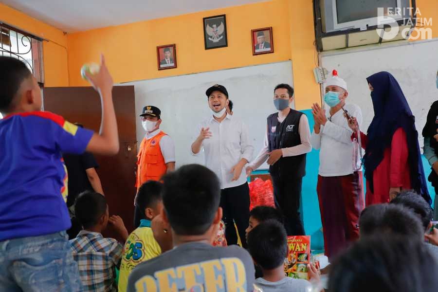 Wagub Jatim Kembali Kunjungi Lumajang, Tinjau Lokasi Baru Pengungsian Bersama Bupati