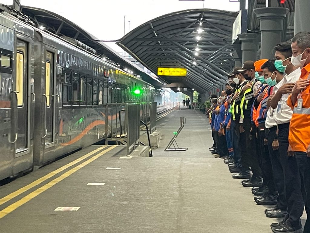 KAI Daop 8 Surabaya Pastikan Tidak Ada Gangguan Operasional Kereta Api Jarak Jauh