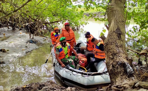 Loncat ke Sungai Mentoro Jombang, Pria Asal Trenggalek Meninggal