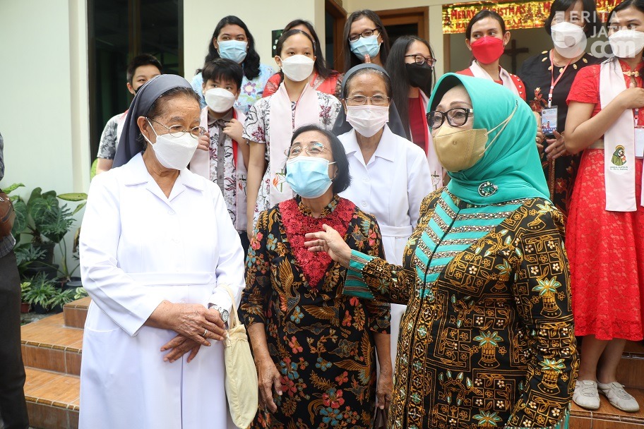 Ibadah Natal di Jombang Berlangsung Lancar dan Khidmat