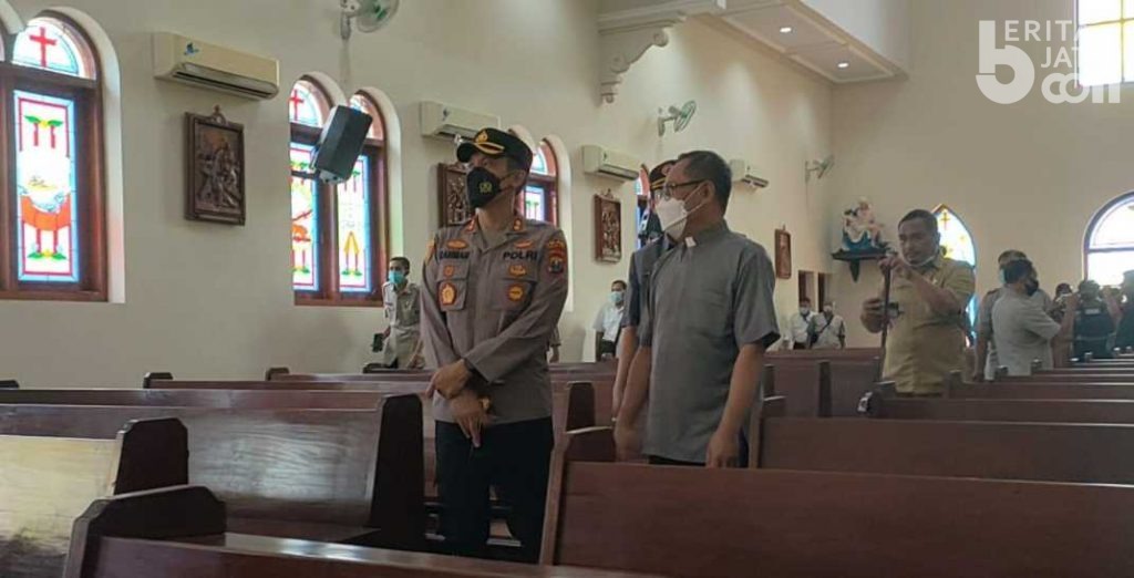 Gereja di Sumenep Batasi Jemaat 50 Persen, Syaratkan Tes Antigen Bagi Jemaat Luar Kota