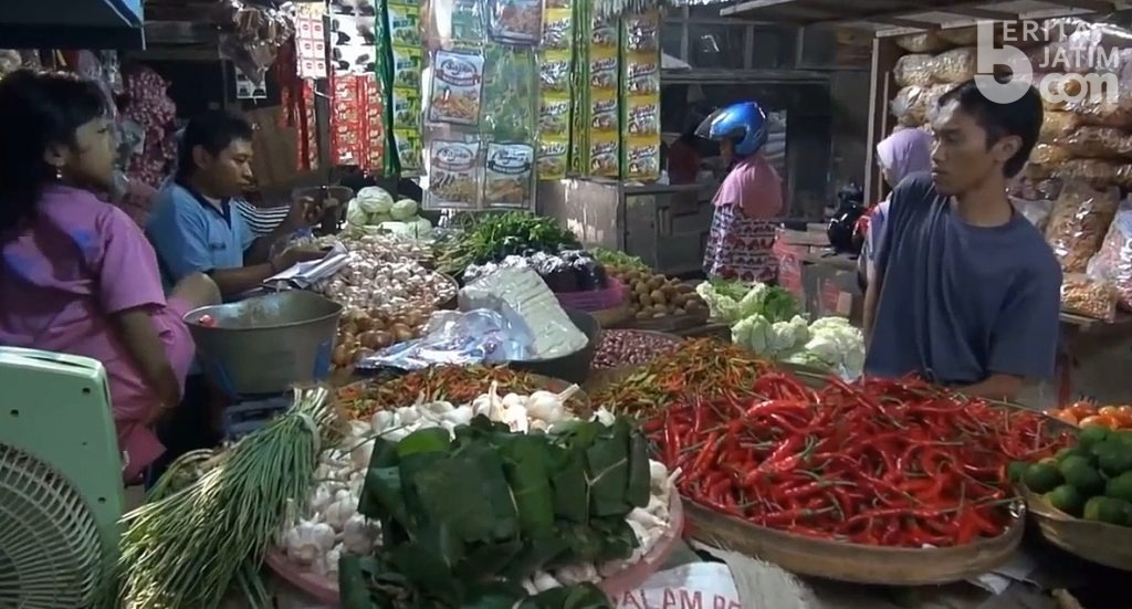 Siasati Mahalnya Harga Cabai, Pedagang di Lamongan Gunakan Sistem Oplosan