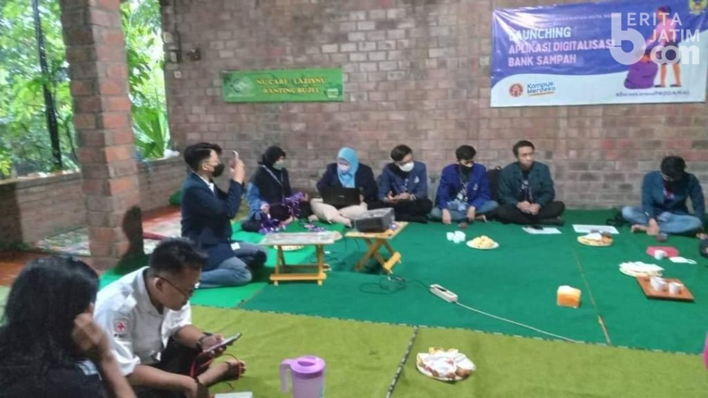 Peserta Magang Merdeka Pemkot Kediri Ciptakan Aplikasi Bank Sampah